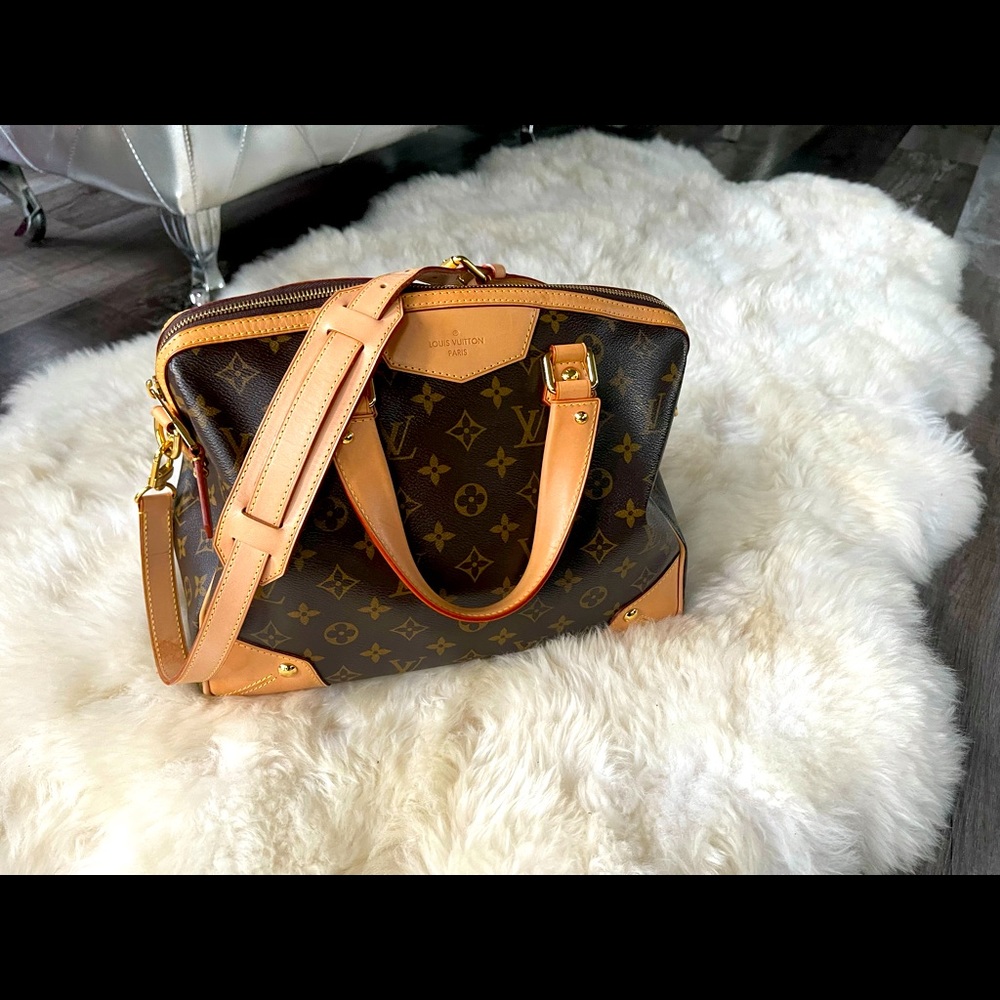 Louis Vuitton Monogram Canvas Retiro PM bag.